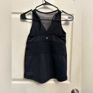 Lululemon top